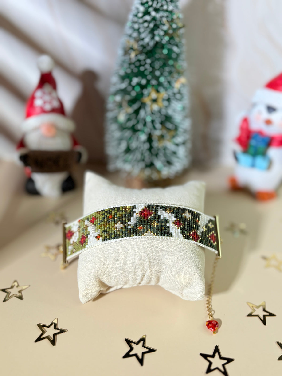 Evergreen Garland Bracelet