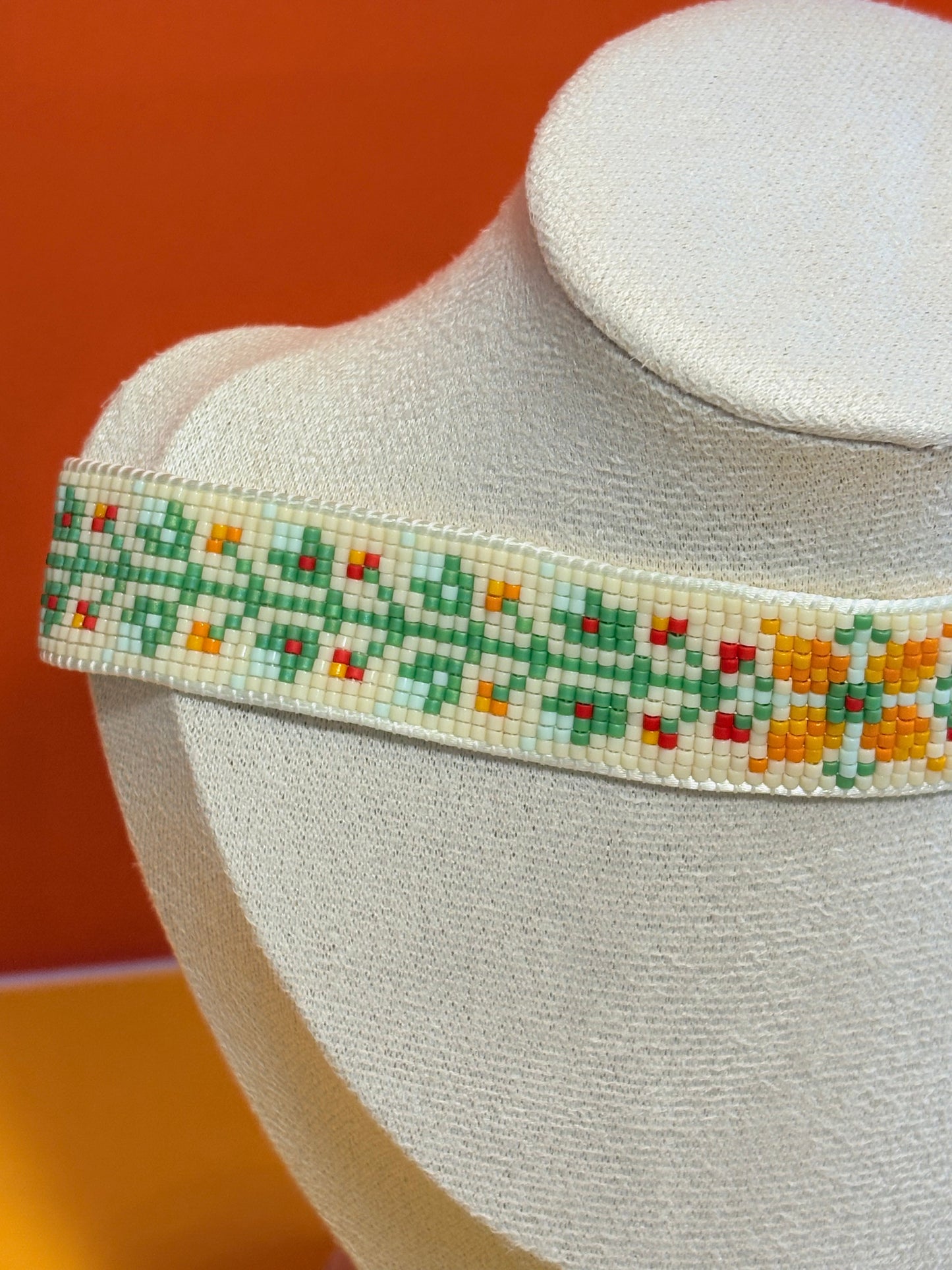 Parisa Choker